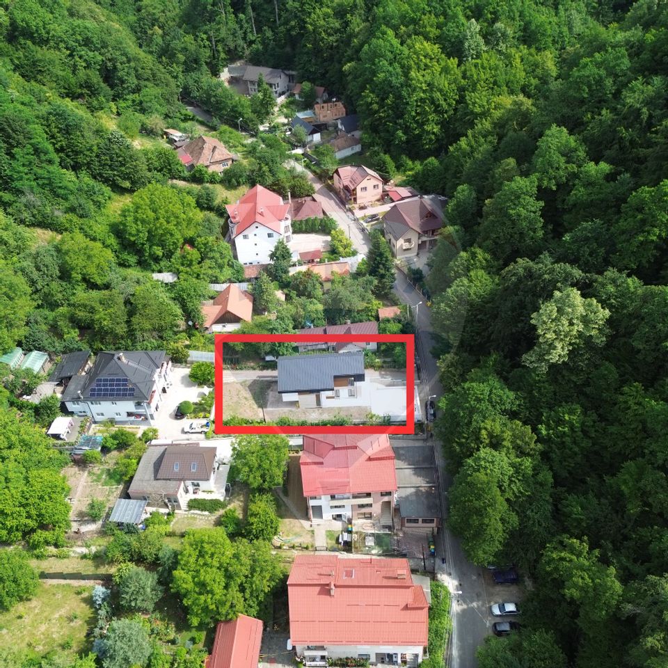 VILA NOUA DE VANZARE in zona Parcul Mare (Regina Maria)