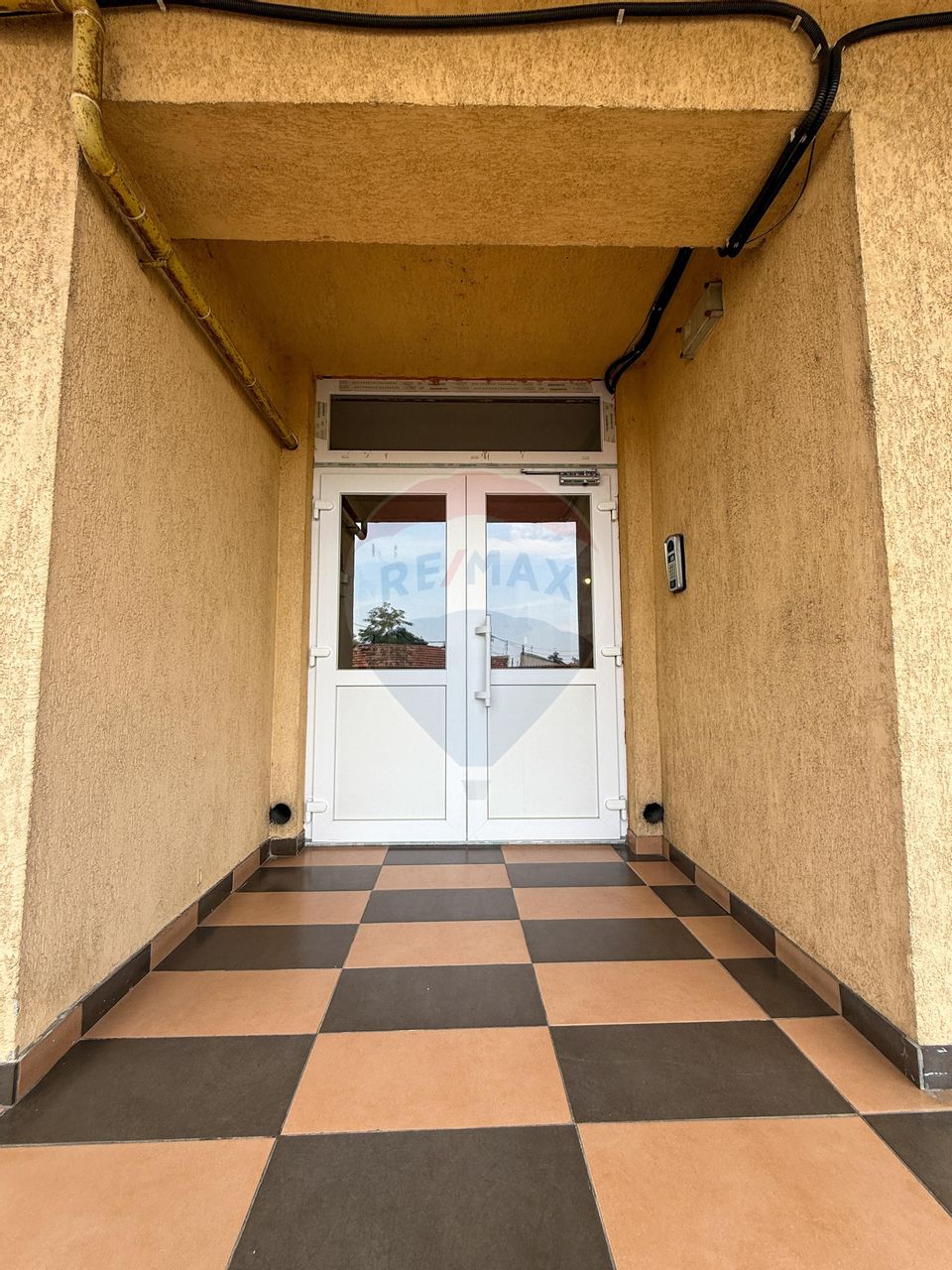 Apartament cu  2 dormitoare de inchiriat Zona Cocorilor,Arad