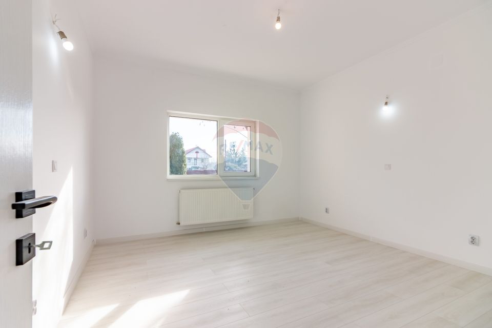 Casă / Vilă în centrul orasului Buftea, autobuz, hipermarket, piata