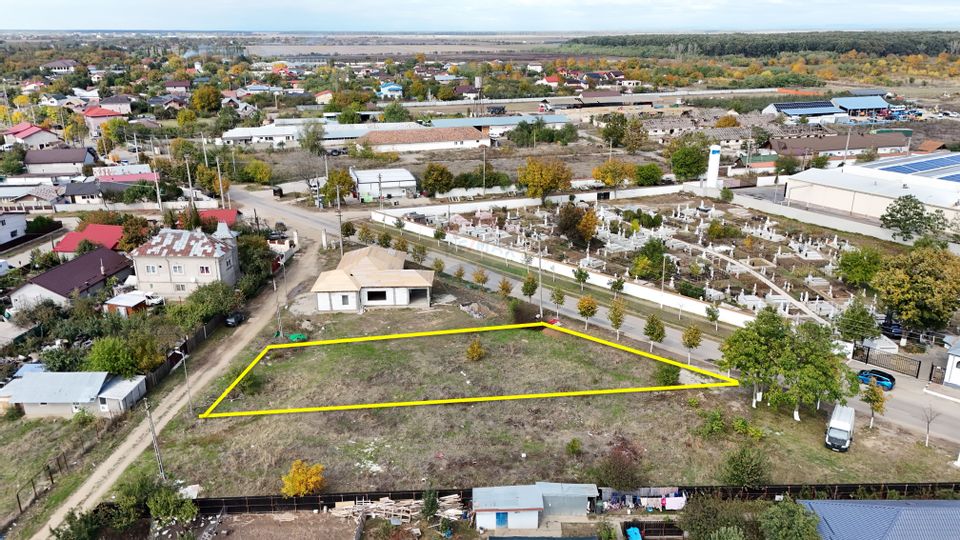 Vand teren intravilan Petrachioaia la pret excelent