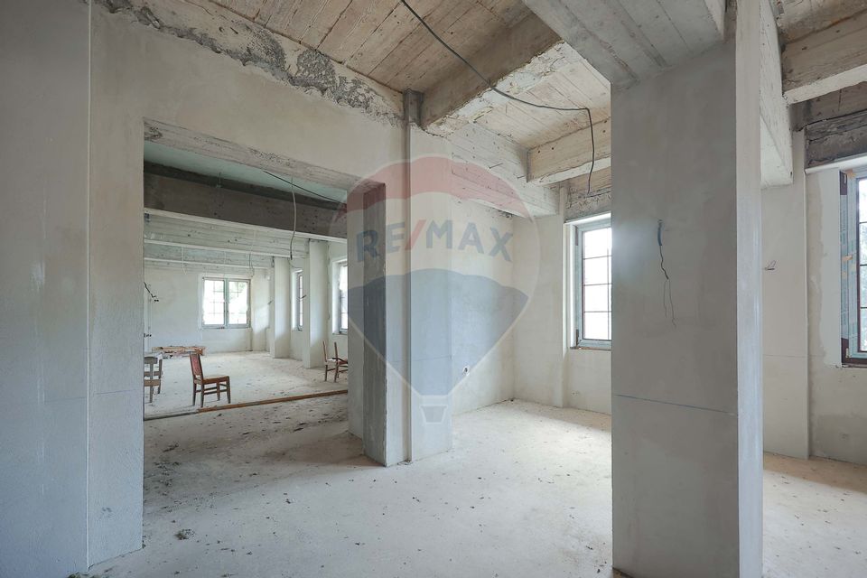 40 room Hotel / Pension for sale