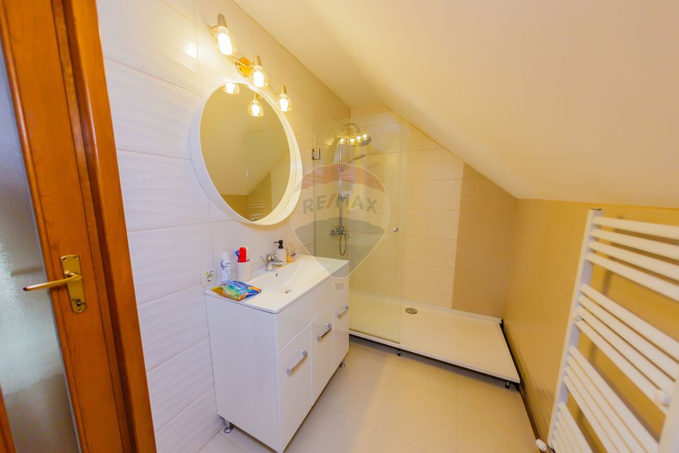 VILA CU TEREN GENEROS DE VANZARE/SCHIMB CU CASA