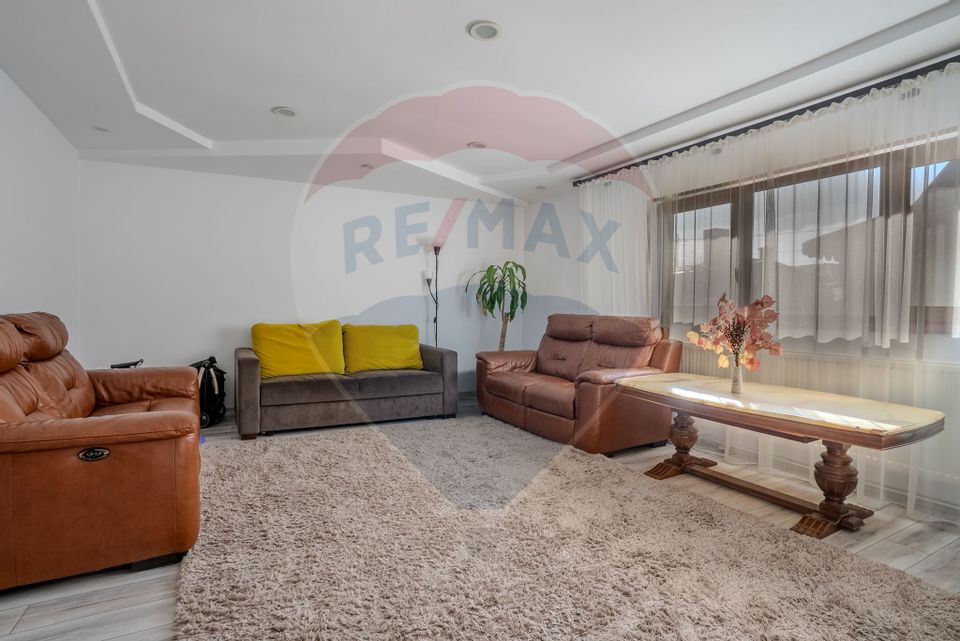 De vânzare Casă cu 3 camere 107 m.p. | Zona Aviației 0% comision