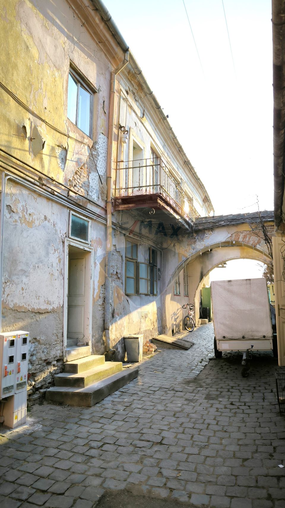 Casă cu istorie în inima Dumbrăveniului – 15 min. de Sighisoara!