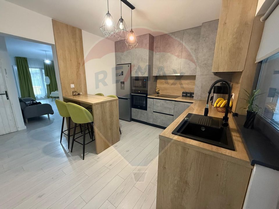 5 room House / Villa for sale, Calea Bucuresti area