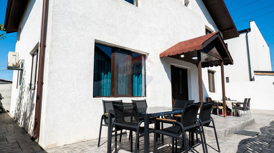 Vanzare vilă cu 4 camere si teren, zona Dobroesti