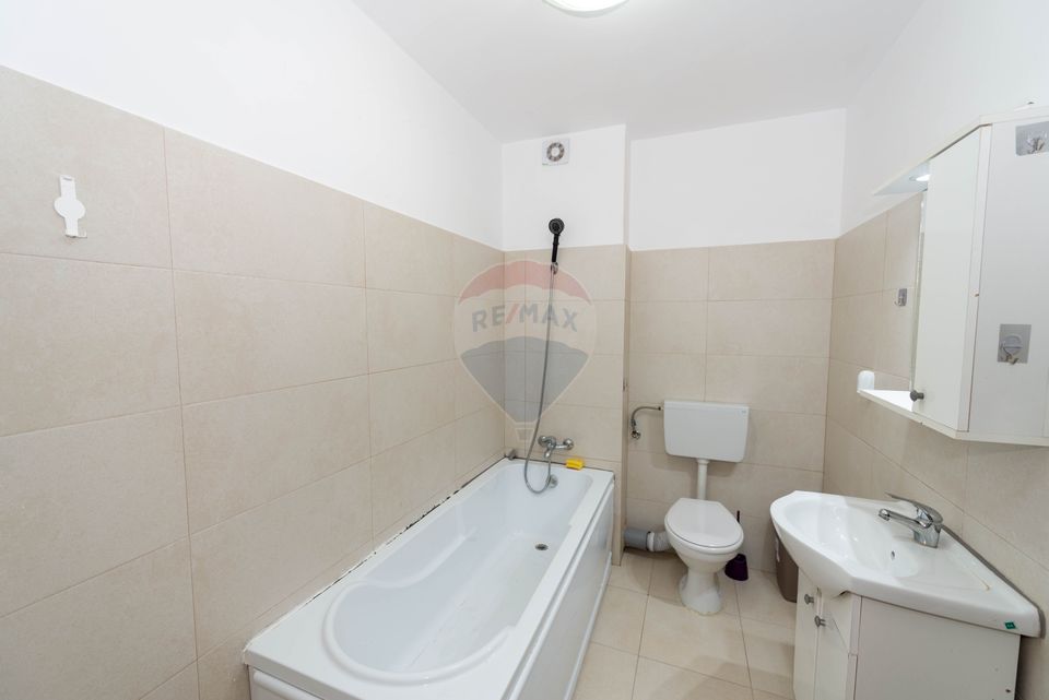 Apartament decomandat cu 2 camere de vanzare zona Pallady Gura Putnei