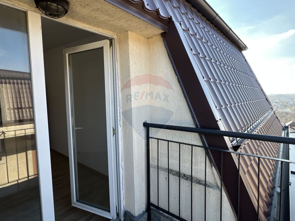 La inchiriat apartament 3 camere si parcare in Voluntari