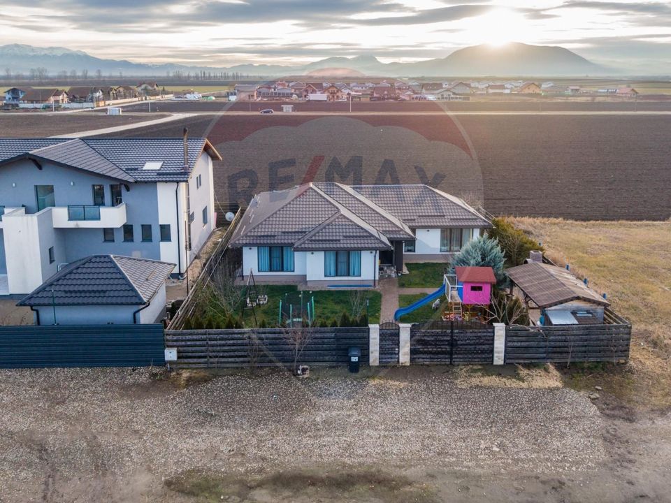 Casa noua mobilata utilata teren 510 mp