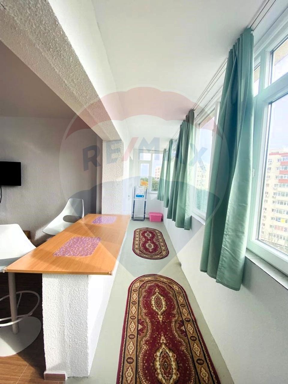 Apartament cu 3 camere la Piata Berceni