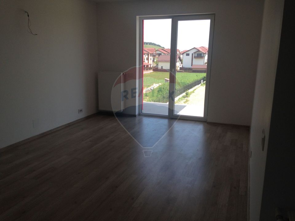 Apartament 2 camere  Ansamblu Rezidential Sanpetru
