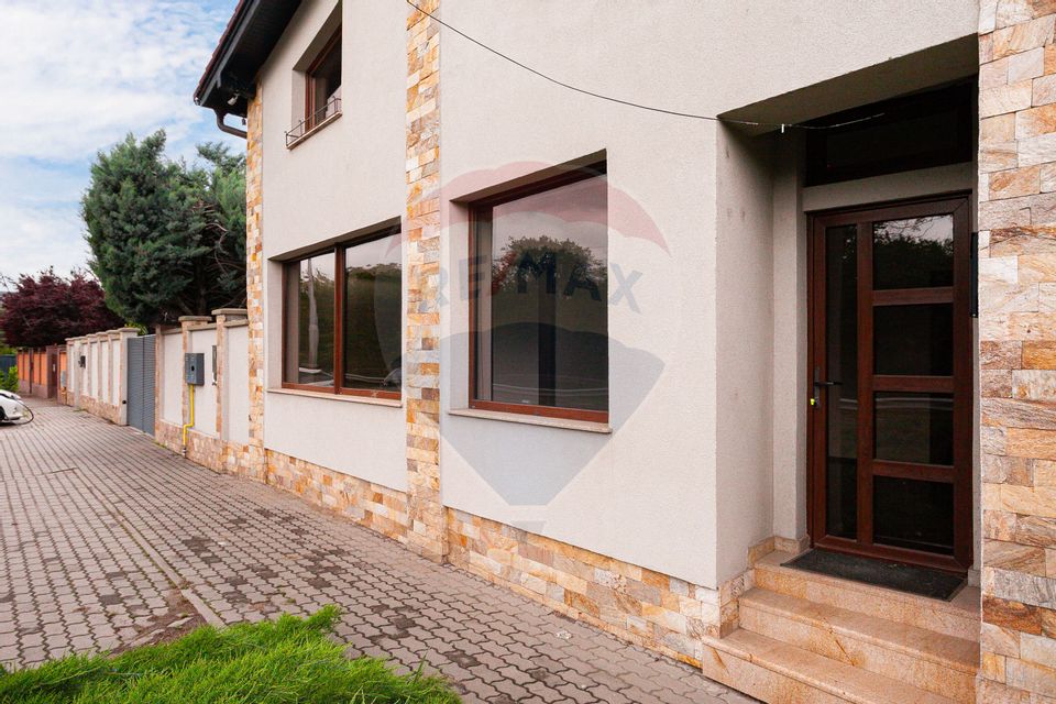 Spațiu comercial de 190 mp de închiriat în zona Subcetate