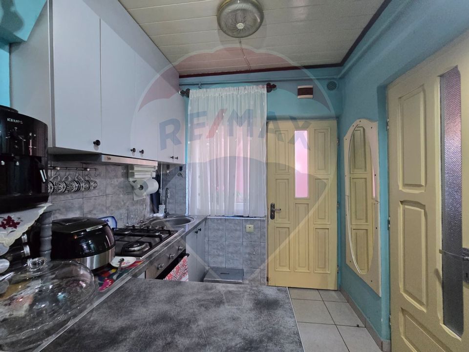 Apartament cu 2 camere de vânzare în zona Parcul Feroviarilor