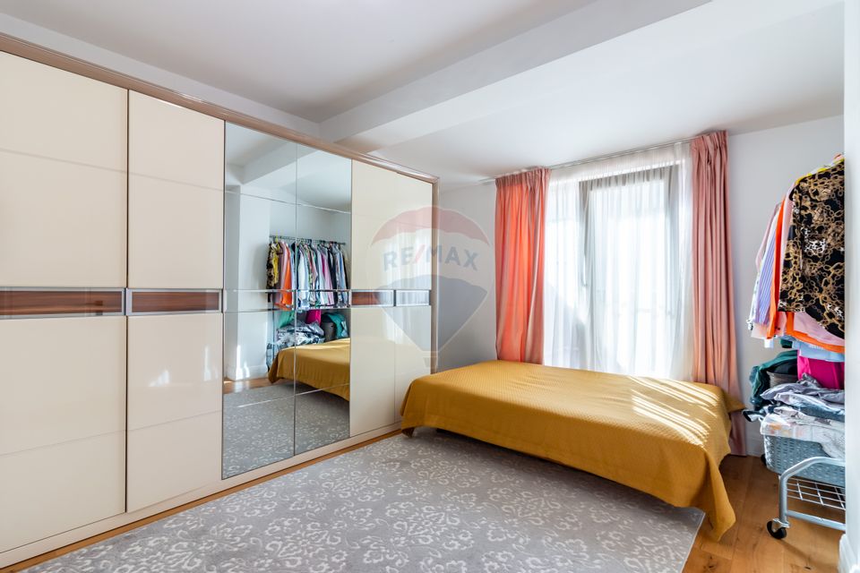 Penthouse 5 camere, acces privat lift | Sisesti, Rompetrol
