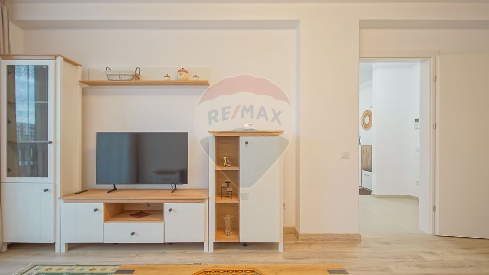 2 room Apartment for rent, Tractorul area