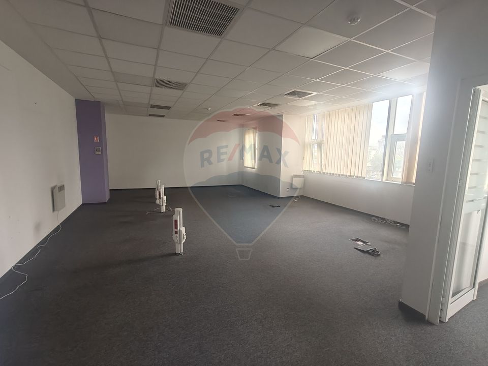 Spațiu de birouri de 350mp de închiriat în Zorilor