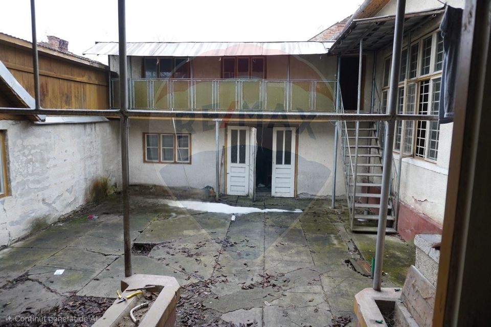 5 room House / Villa for sale
