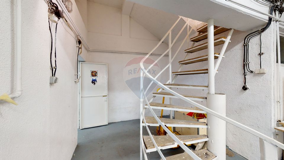 Semi-basement commercial space Bucurestii Noi / Straulesti Metro