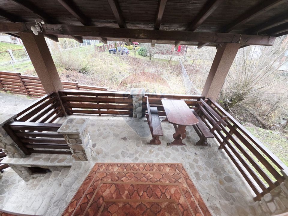 Casa /Vila de vanzare in Durau