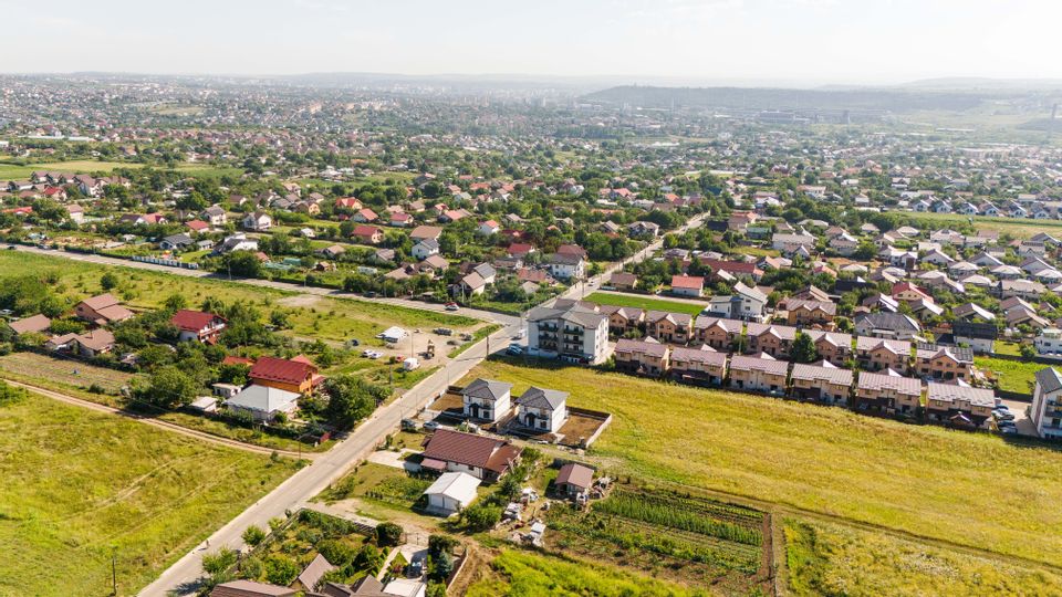 Casă / Vilă cu 5 camere de vânzare