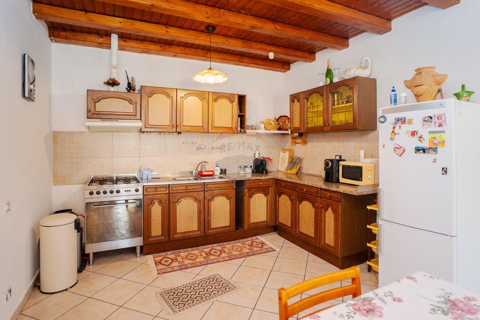 4 room House / Villa for sale