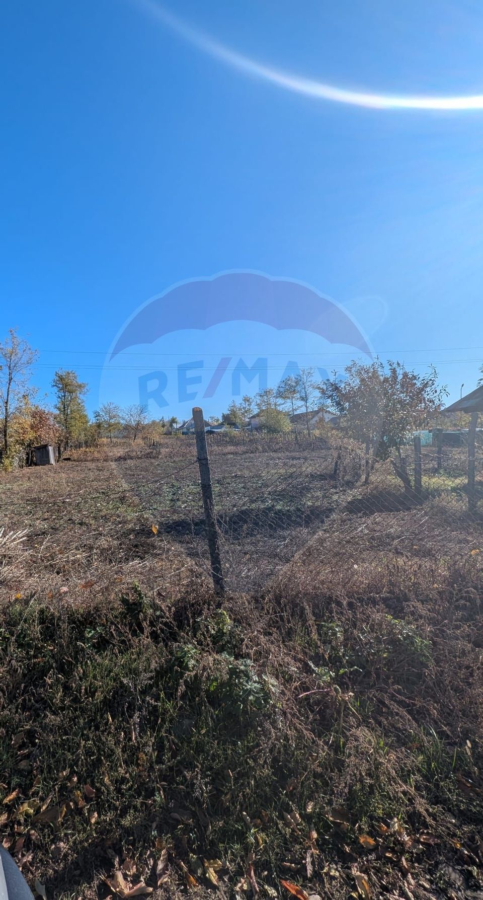 Land 1,200sqm Perieni / Drumul poiana sat