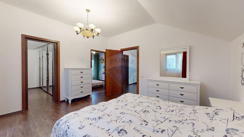 5 room House / Villa for sale, Tractorul area