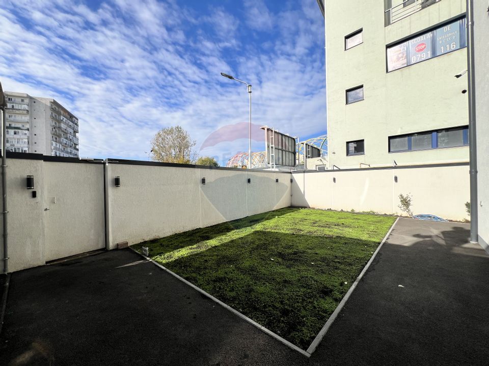 Spațiu comercial modern de închiriat / 2 locuri de parcare