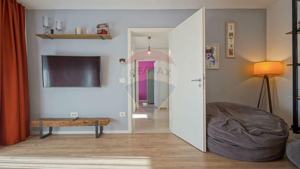 2 room Apartment for rent, Tractorul area