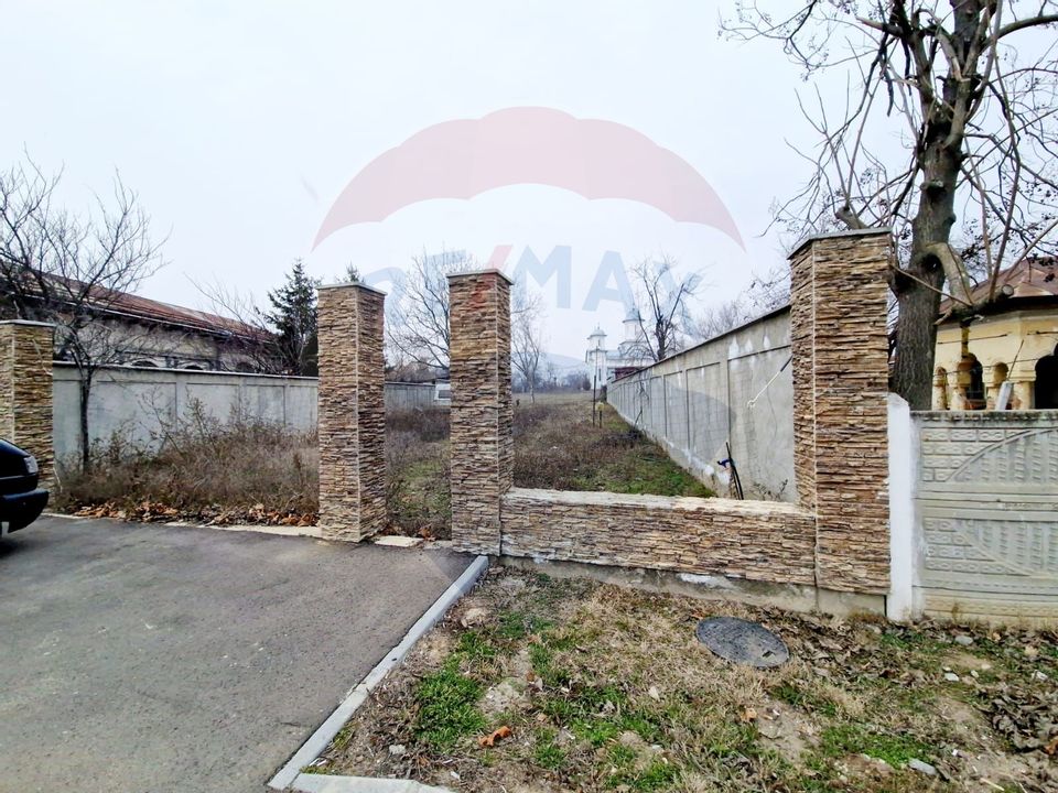 Land 1,800sqm Carcea / Strada Aeroportului