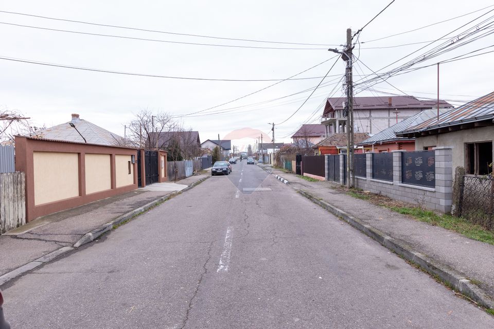 Casă / Vilă cu 5 camere de vânzare, strada George Enescu, zona Tache