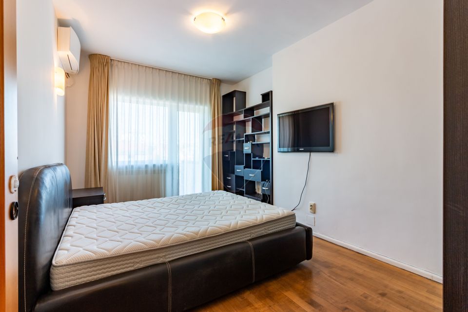 3-room apartment for rent in Victoriei - Romana area