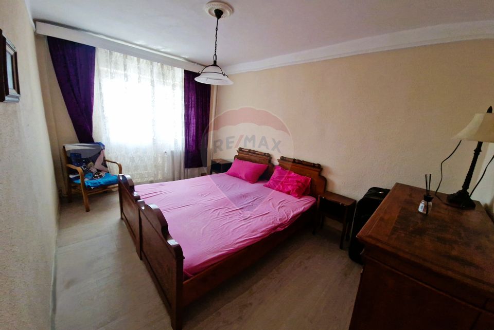 3 room Apartment for rent, Malul Muresului area