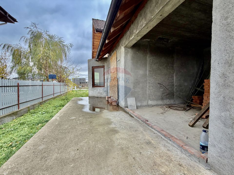 7 room House / Villa for sale, Est area