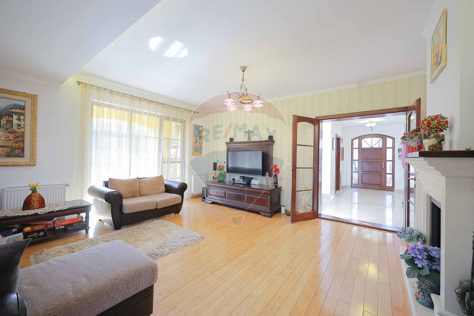 7 room House / Villa for sale, Dealuri Oradea area