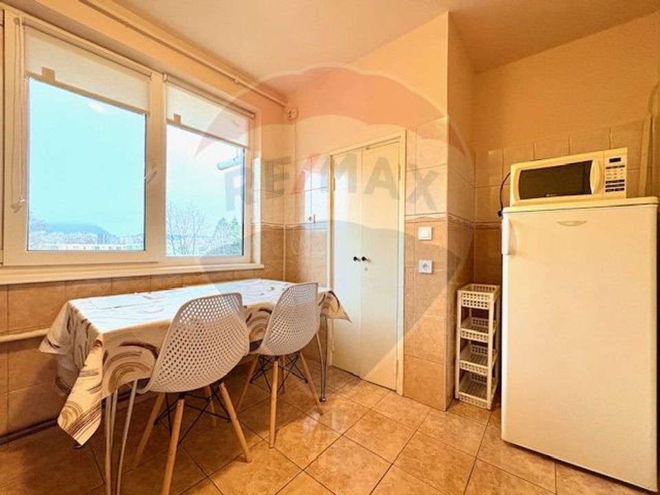 Apartament 2 camere de închiriat – B-dul. Saturn 41 Brașov