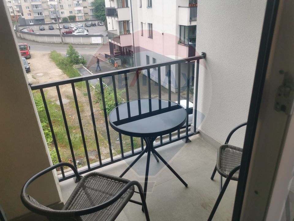 DE INCHIRIAT- apartament 2 camere etaj 2