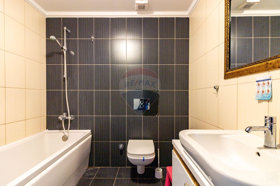 Apartament cu 3 camere de vanzare, langa padure, piscina, loc de joaca