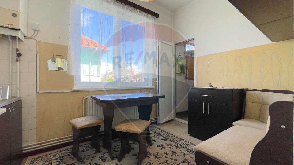 2 room Apartment for rent, Tractorul area