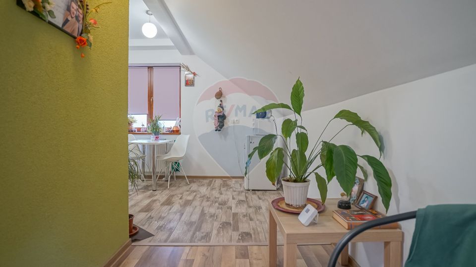 Casa multifunctionala, locuinta si destinatie comerciala Scriitorilor