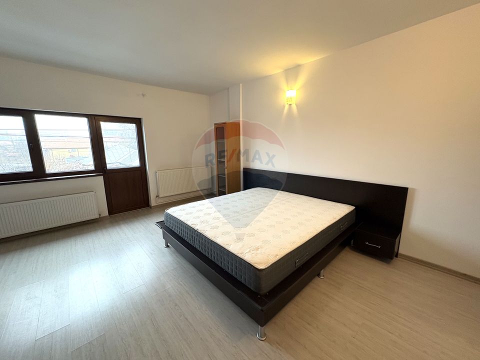 5 room House / Villa for rent, Palazu Mare area