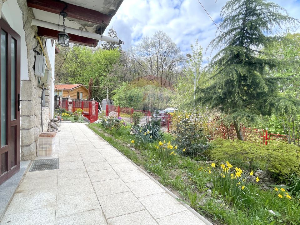 Apartament cu 2 camere de închiriat în zona Drumul Poienii