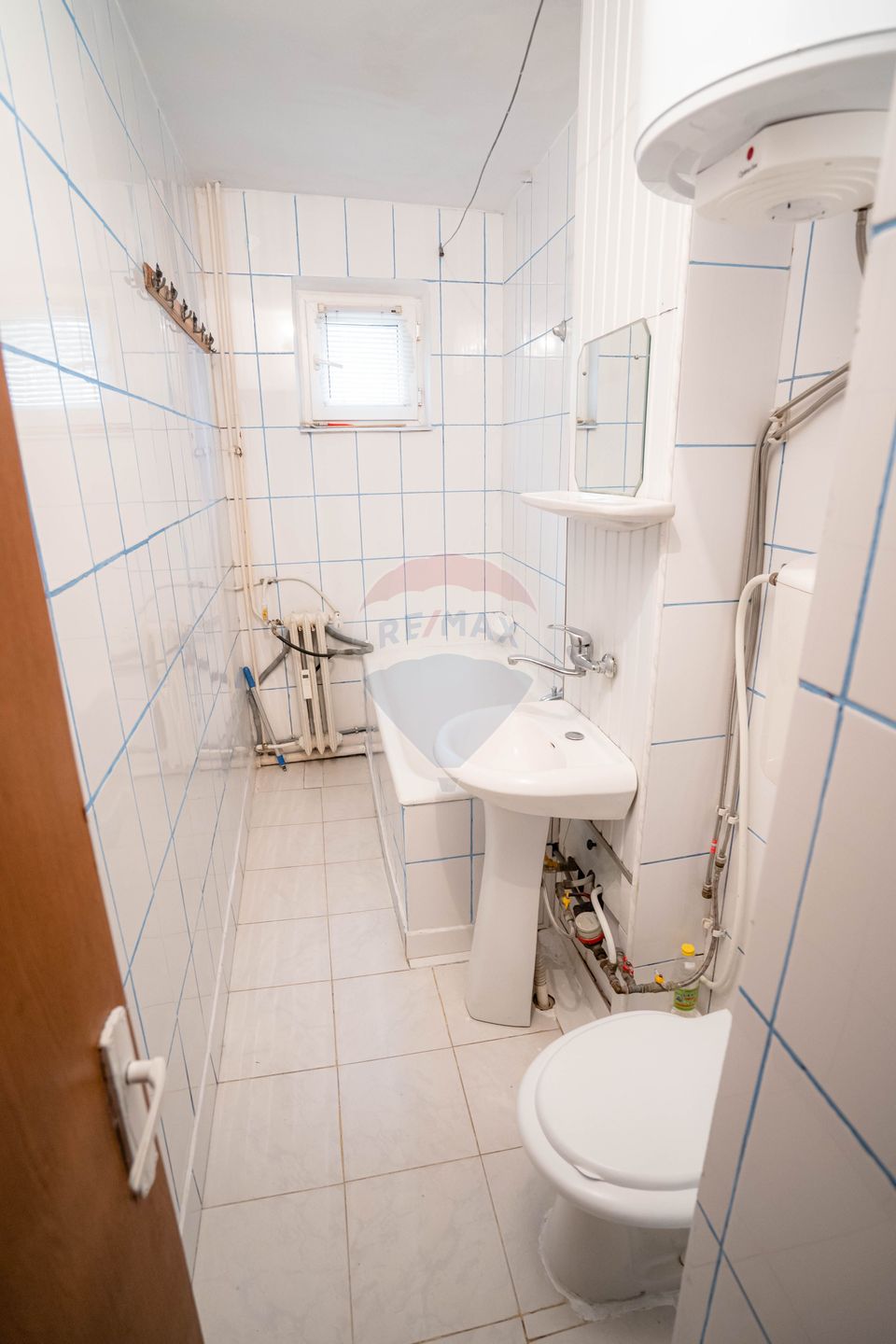 Apartament cu 3 camere de vânzare, zona Nordic