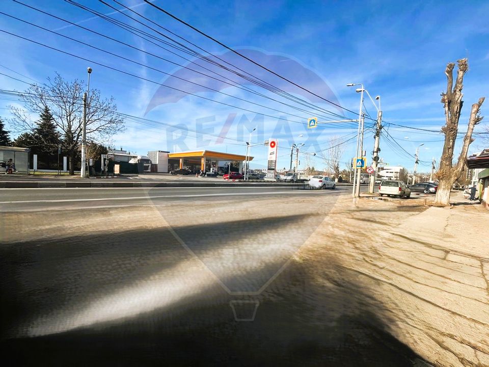 100sq.m Commercial Space for rent, Central area