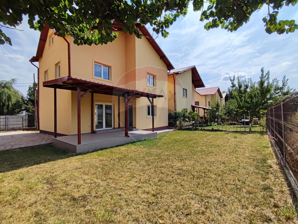 5 room House / Villa for sale