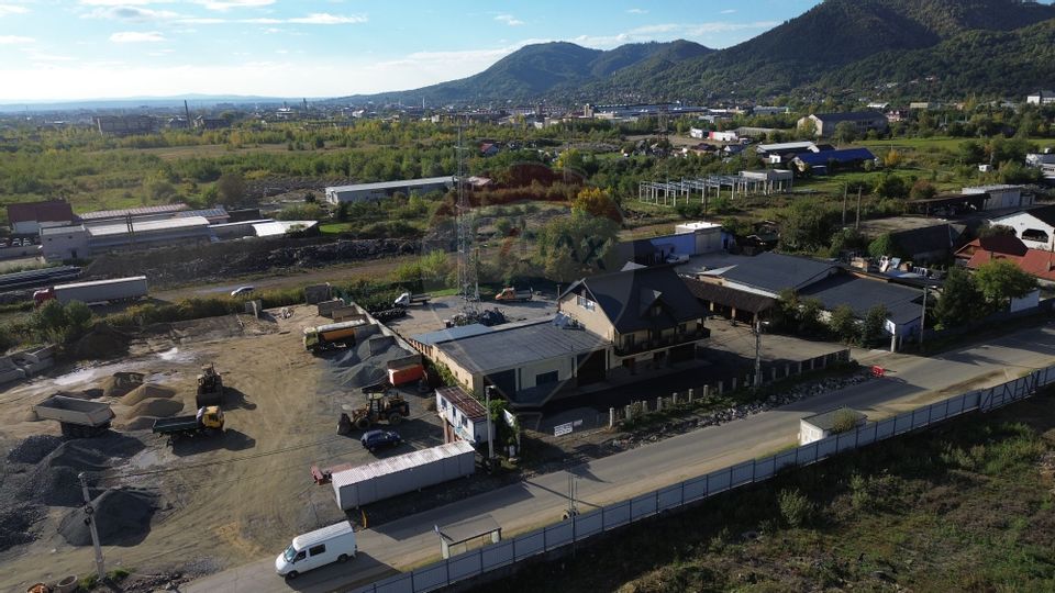 Spațiu industrial / 220mp i 5m de închiriat front stradal / acces TIR