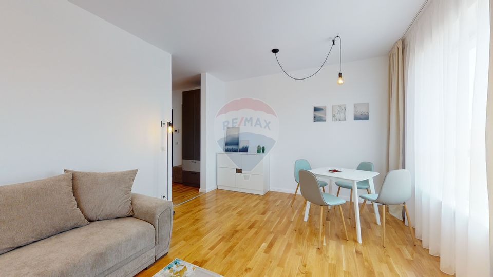 Bright apartment with 2 rooms and parking in Luxuria Domenii Residence