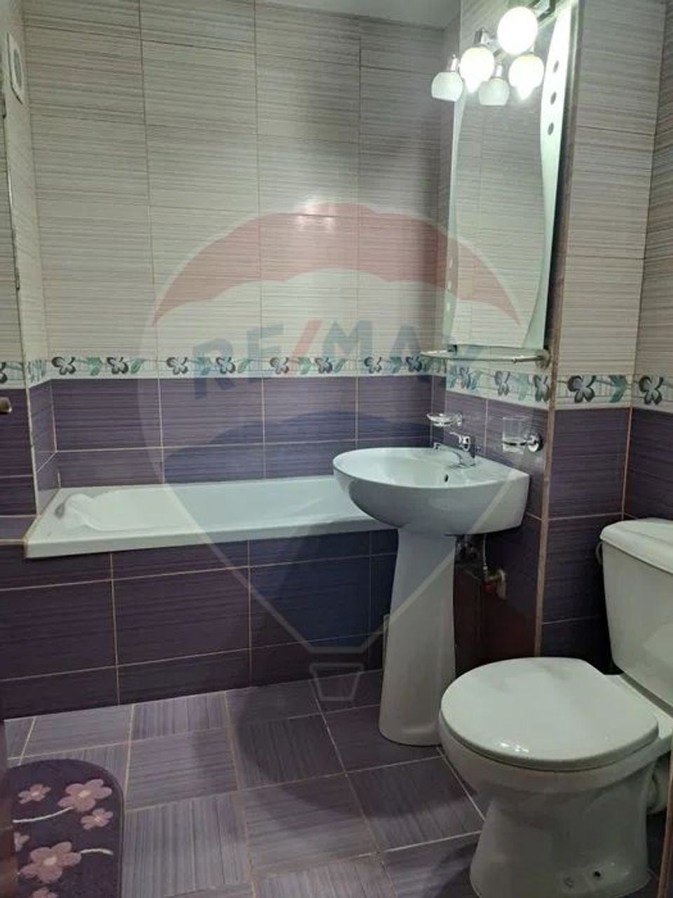 De Închiriat Apartament 3 Camere
