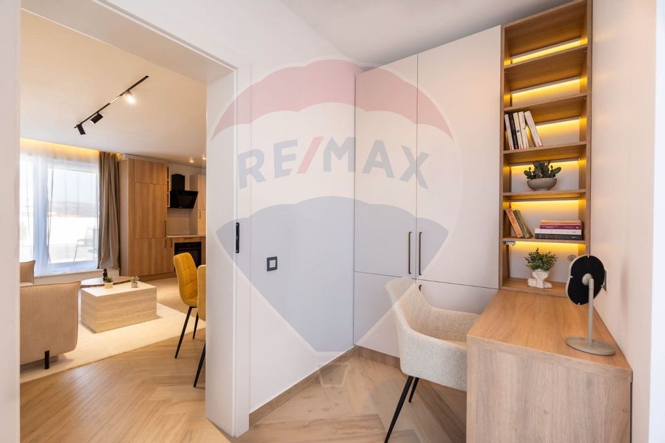 Apartament cu 3 camere de inchiriat in zona Intre Lacuri