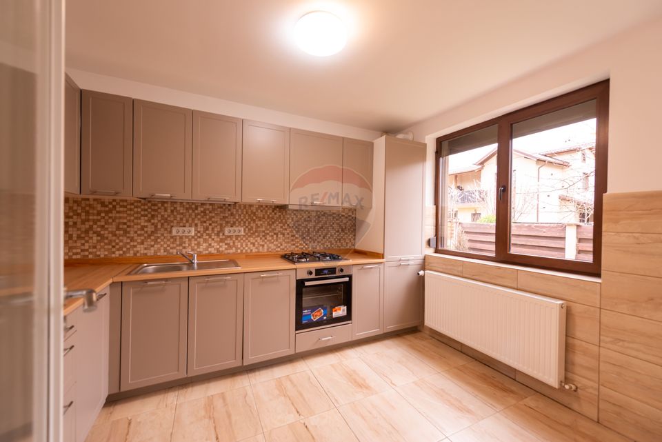 5 room House / Villa for sale